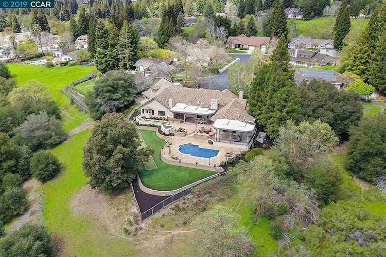 21 Emmons Canyon Ct Alamo, CA 94507 | MLS 40862394 Photo 1