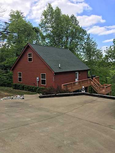 1398 Ridge Crest Dr Clarkson, KY 42726