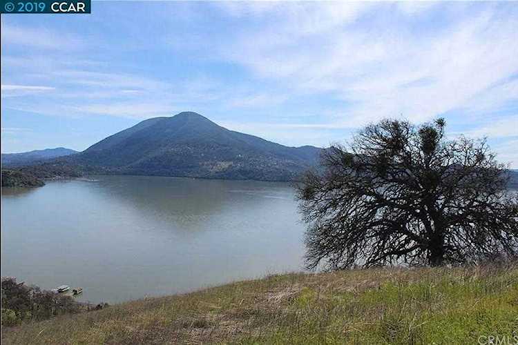 327 Diane Ct Lucerne, CA 95458 | MLS 40871520 Photo 1