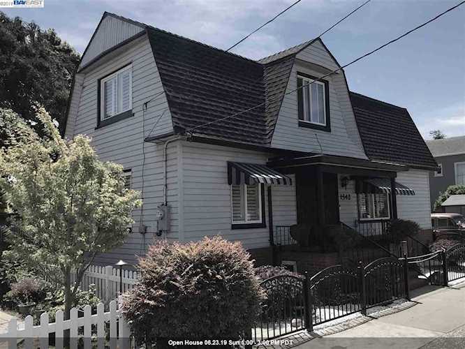 1542 3Rd St Alameda, CA 94501 | MLS 40869559 Photo 1