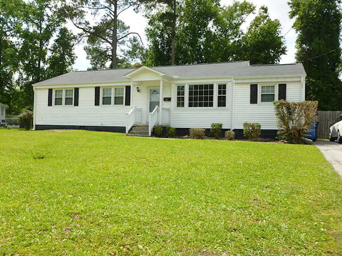 801 Barn Street Jacksonville, NC 28540 | MLS 100172145 Photo 1