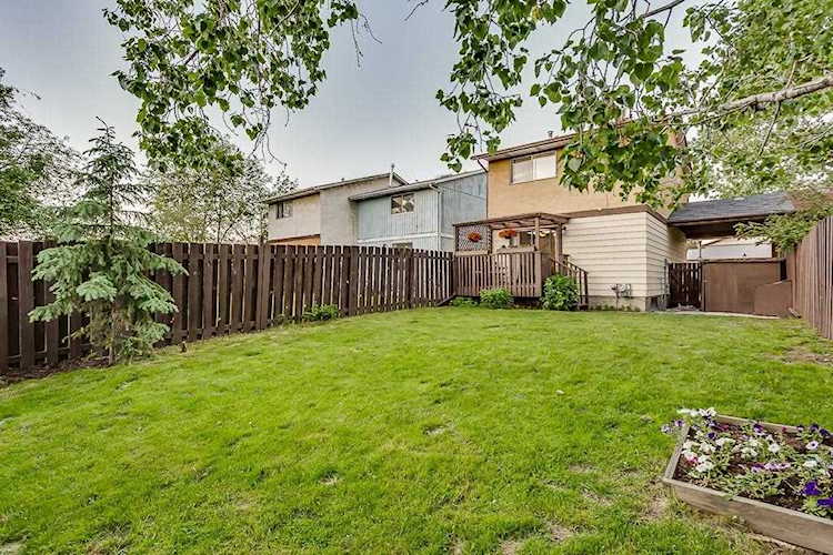 195 Pinemeadow Road NECalgary Real EstatePineridge Homes for Sale