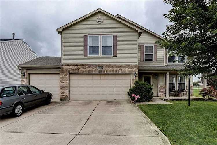 1306 Brook Court Danville, IN 46122 | MLS 21650323 Photo 1