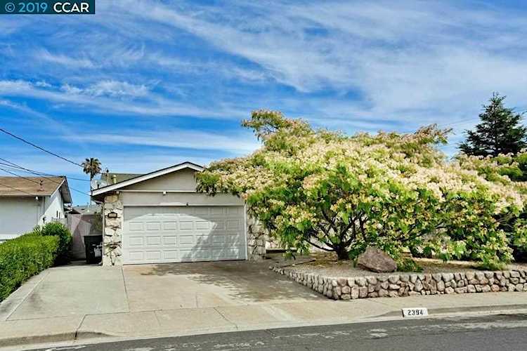 2394 Saint George Concord, CA 94520 | MLS 40871672 Photo 1