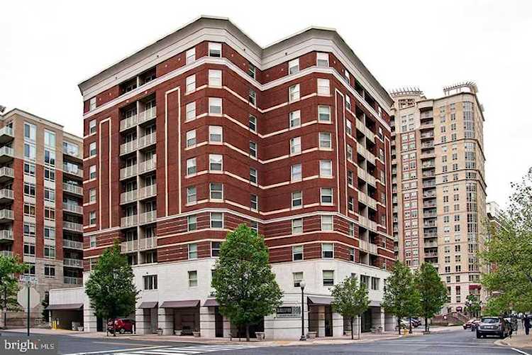 880 Pollard St #227 Arlington, VA 22203 | MLS ® VAAR140922 Photo 1