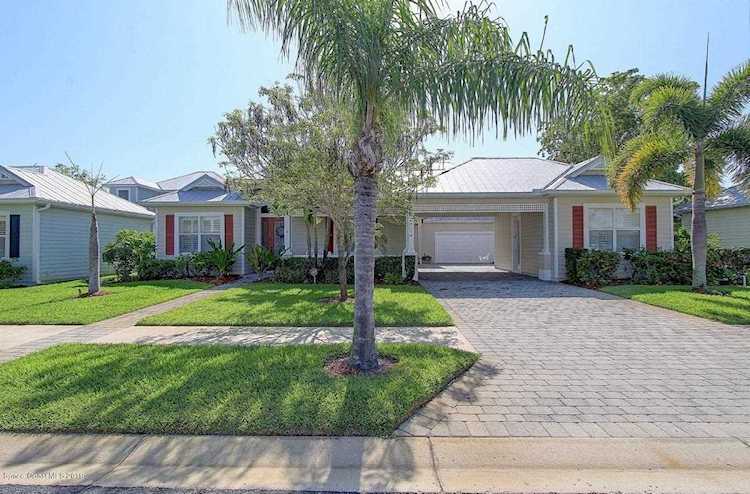 1463 Vestavia Circle Melbourne, FL 32940