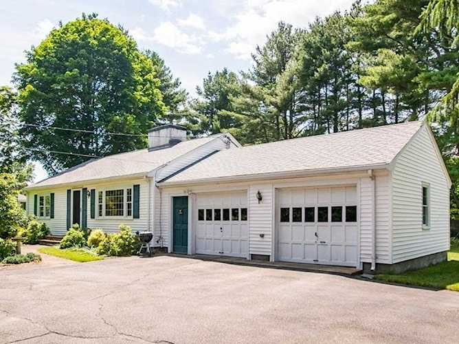 7 Causeway St Medfield, MA 02052 | MLS 72525631 Photo 1