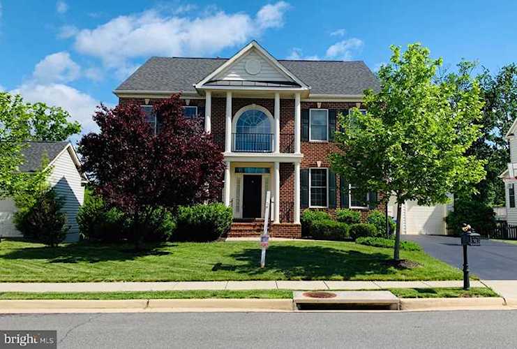 40621 Banshee Dr For Sale in Leesburg Photo 1
