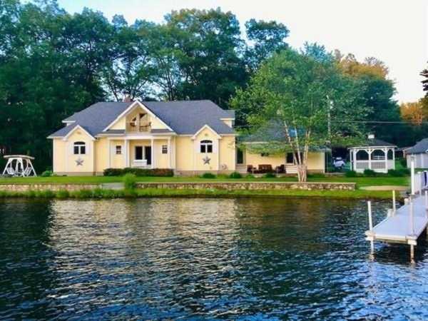 Sturbridge, 53 Beach Ave-U:Inlaw Suite, MA, home for sale Photo 1