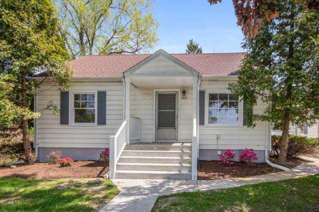 1910 N Raynor Ave Crest Hill, IL 60403 | MLS 10344408 Photo 1