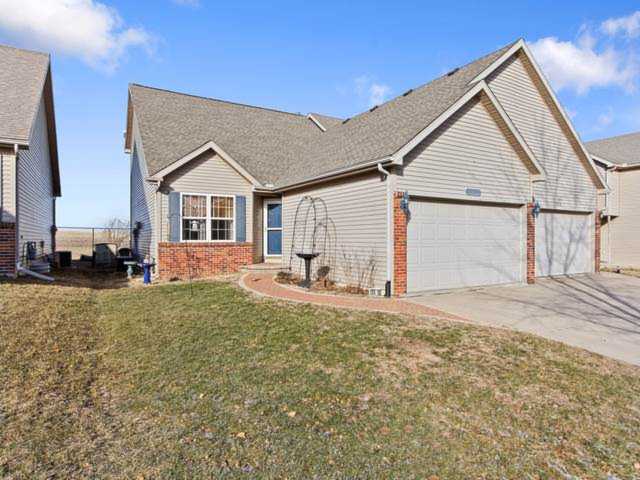 3518 Ballyford Dr Bloomington, IL 61704 | MLS 10269052 Photo 1