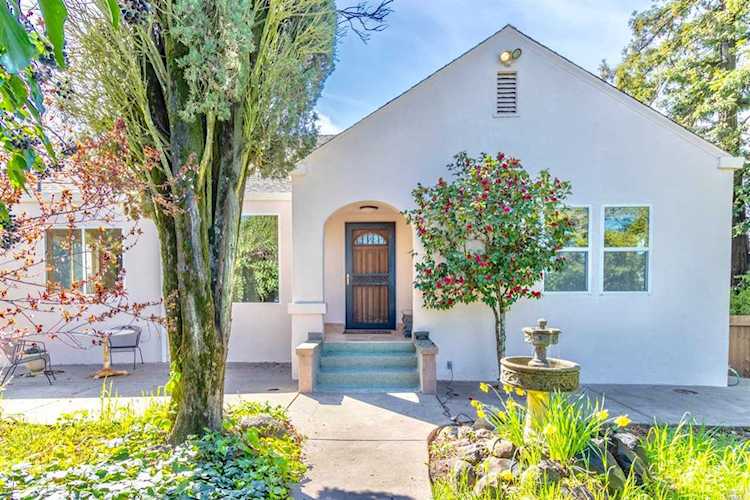 2820 Piner Road Santa Rosa, CA 95401 | MLS 21905422 Photo 1