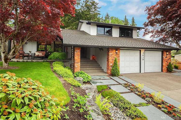 980064639 150th Place SEEast Side/SouthBellevueFabulous curb appeal and professionally landscaped front and back yards. Gorgeous trees and shrubs,...Whispering Heights DIV 1King1458067WAhome for saleWhispering Heights Photo 1