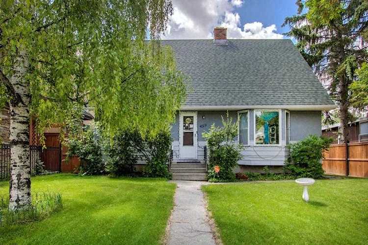 4319 Chippewa Road NW Calgary, AB T2L 1A1