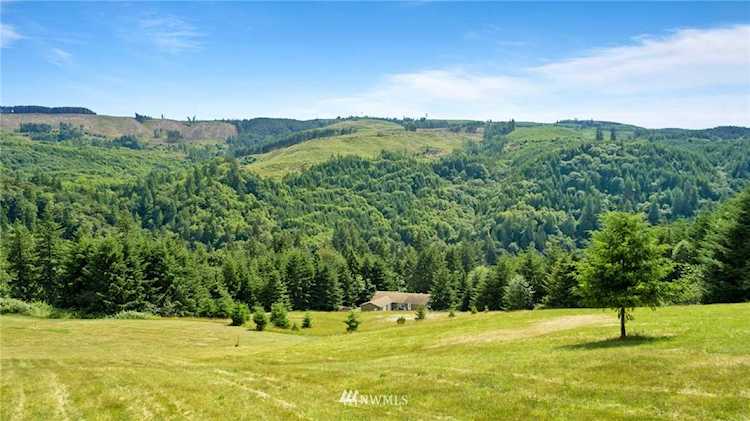 135 Woolford Rd Kalama, WA 98625