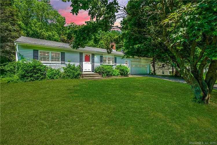 377 Dennison Drive Torrington, CT 06790 | MLS 170210853 Photo 1