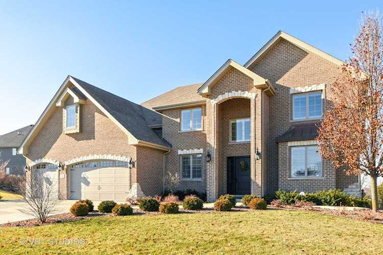 22846 Sara Springs Dr Frankfort, IL 60423 | MLS 10346003 Photo 1