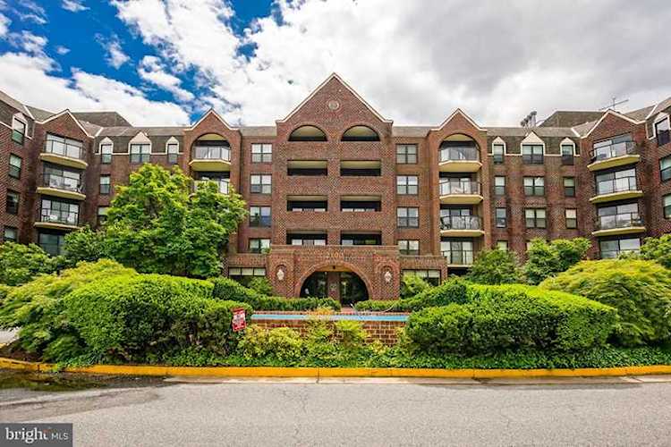 2100 Lee Hwy #132 Arlington, VA 22201 | MLS ® VAAR149440 Photo 1