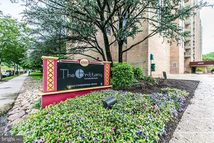 4500 Four Mile Run #612 Arlington, VA 22204 | MLS ® VAAR148746 Photo 1