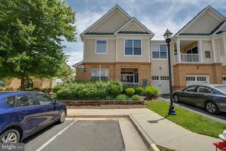 43825 Hickory Corner Terrace #101 Ashburn, VA 20147 | MLS ® VALO385106 Photo 1