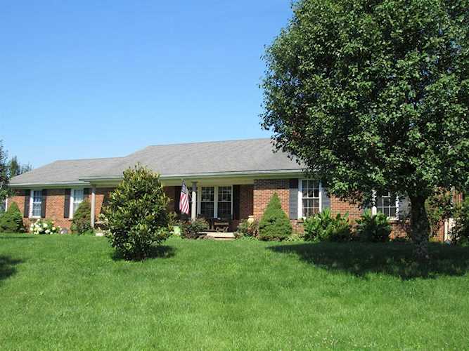 2285 Mackey Pike Nicholasville, KY 40356