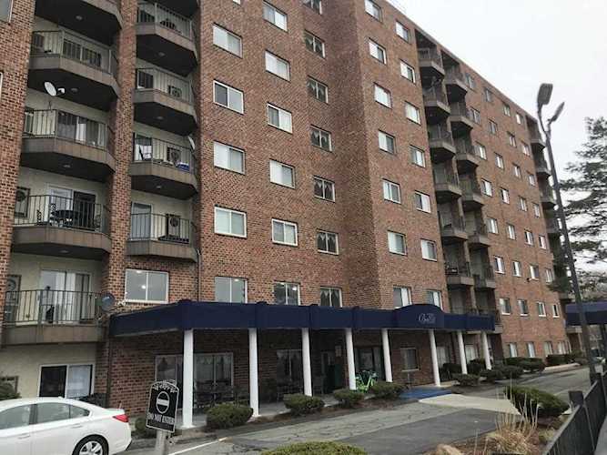 230 Willard St #608 Quincy, MA 02169 | MLS 72480413 Photo 1