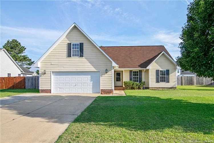 208 Truman Dr Raeford, NC 28376 | MLS 609878 Photo 1