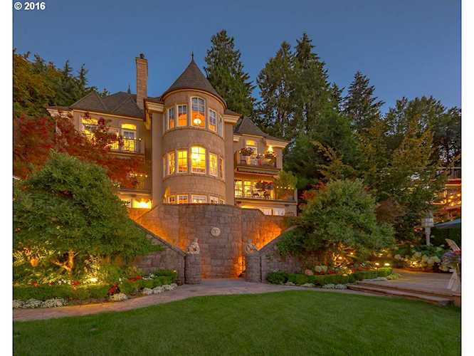 1527 Lake Front Rd Lake Oswego, OR 97034