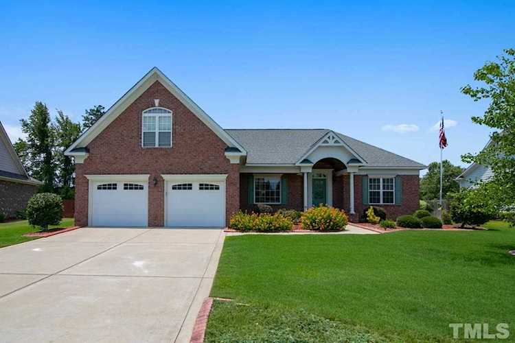 2924 Eagle Crest Lane Fayetteville, NC 28306 | MLS 2264725 Photo 1