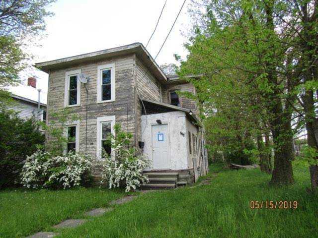 $5,900 - For sale - 216 Oak Street, Marion, OH 43302 - MLS#219023992 - Marion. - Investment opportunity on this two story home. Large and spacious with an abundance of storage.... Photo 1
