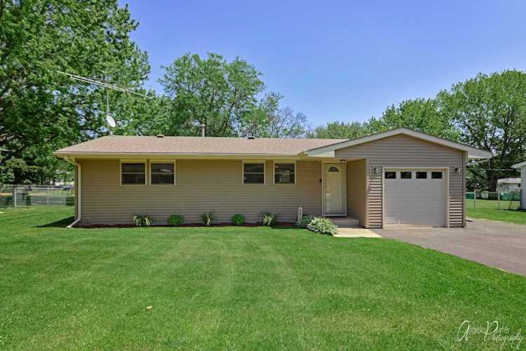 4808 Howard St Mchenry, IL 60050 | MLS 10410299 Photo 1