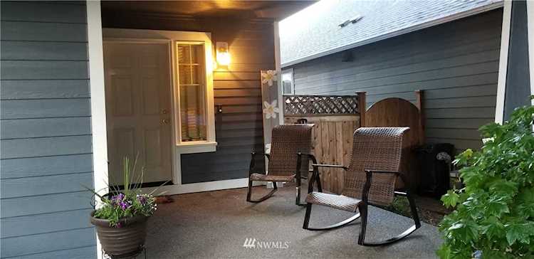 7022 Radius Lp SELaceyWA98513 Photo 1