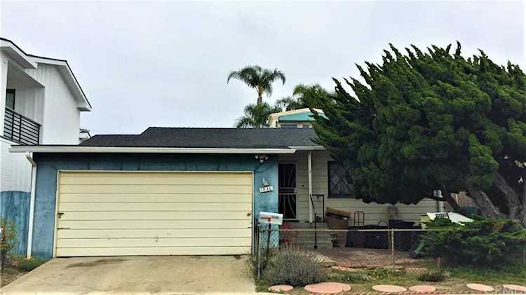 1836 Hillcrest Drive Hermosa Beach, CA 90254 | MLS SB19151863 Photo 1