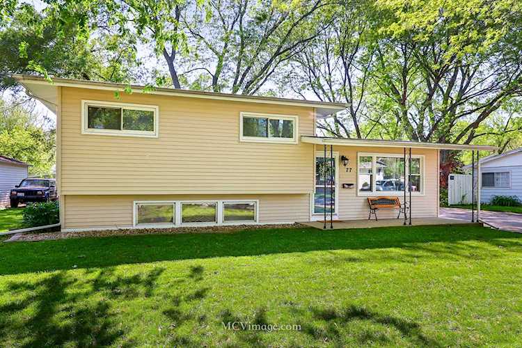 77 E Circle Dr Montgomery, IL 60538 | MLS 10410382 Photo 1