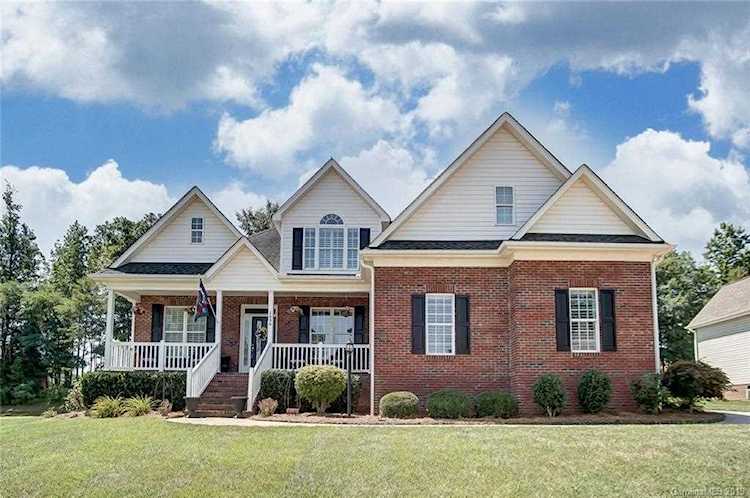 1636 Williamsburg Dr Rock Hill, SC 29732 | MLS 3524597 Photo 1