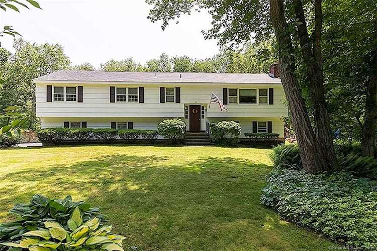 77 Pleasant Drive Bethany, CT 06524
