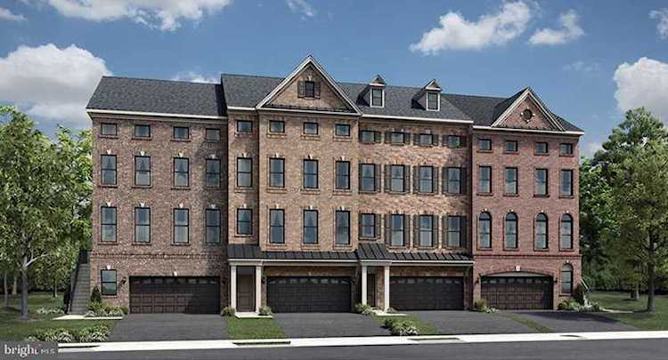 22475 Windsor Locks Square For Sale in Ashburn Photo 1