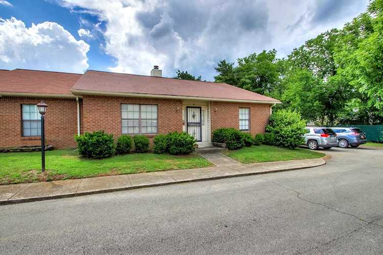 261 Mayflower Ln N Madison, TN 37115 | MLS 2053929 Photo 1