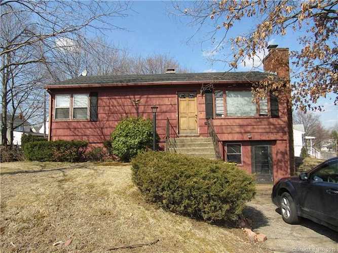 111 Plank Road Waterbury, CT 06705 | MLS 170174981 Photo 1