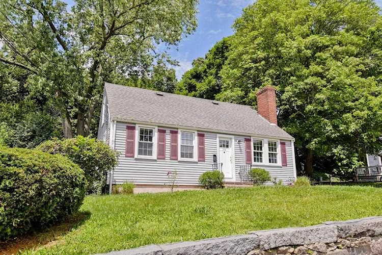 364 Elm St Braintree, MA 02184 | MLS 72530009 Photo 1