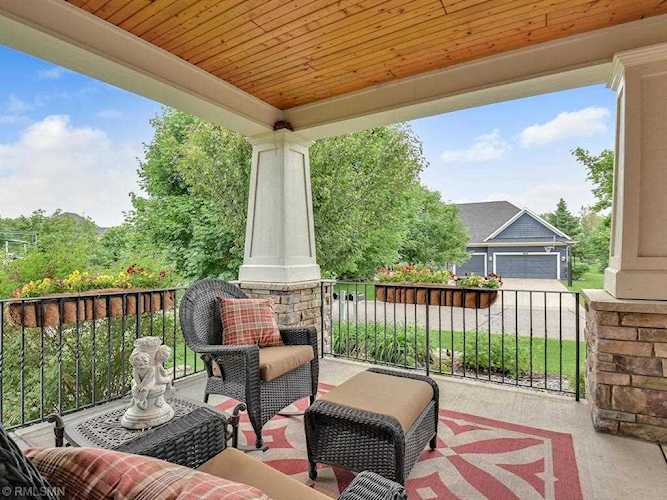 2470 Fieldstone Curve Woodbury, MN 55129 | MLS 5234017 Photo 1