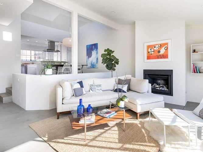 2021 Carnegie Lane #7 Redondo Beach, CA 90278 | MLS SB19152326 Photo 1