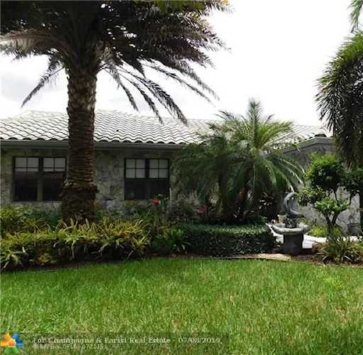 6553 NW 54th Dr Coral Springs, FL 33067