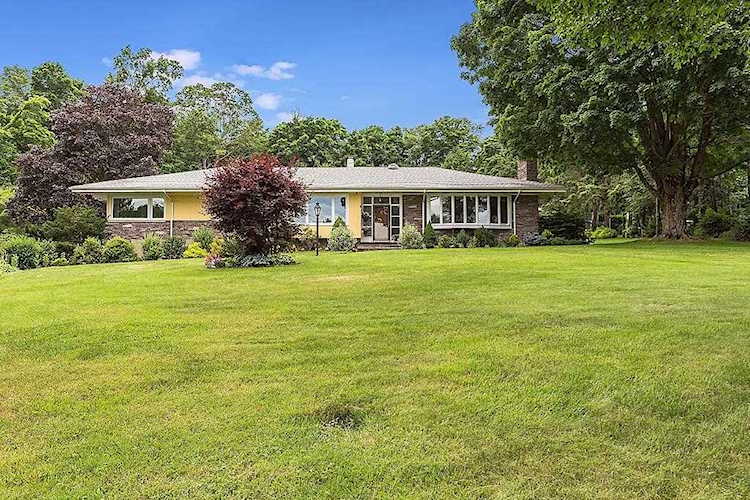 15 Marshall Road Milton, MA 02186 | MLS 72531194 Photo 1