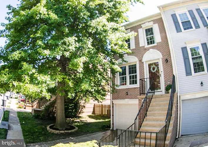 7837 Colonial Springs Blvd Alexandria, VA 22306 | MLS ® VAFX1061948 Photo 1
