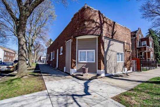 4501 S Sacramento Ave Chicago, IL 60632 | MLS 10443678 Photo 1