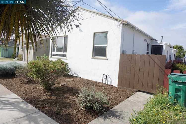 1507 Oscar St Richmond, CA 94804 | MLS 40873676 Photo 1