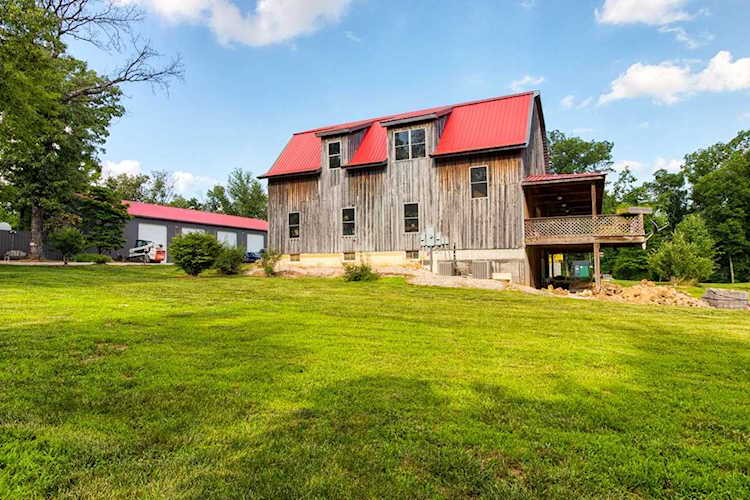 8988 Easley Road Gentryville, IN 47537
