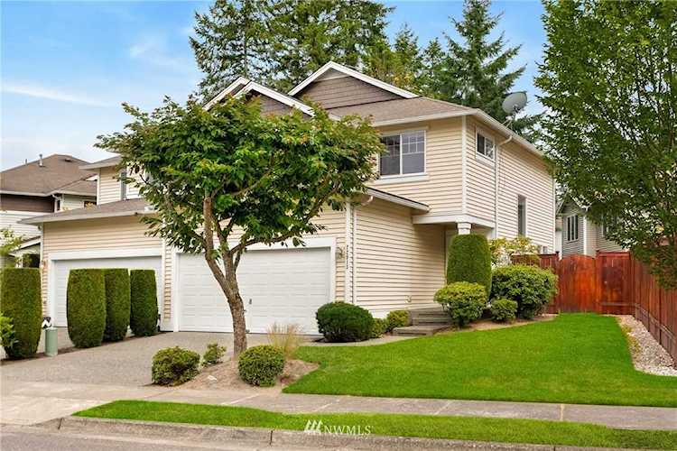22913 240th Place SEMaple ValleyWA98038 Photo 1
