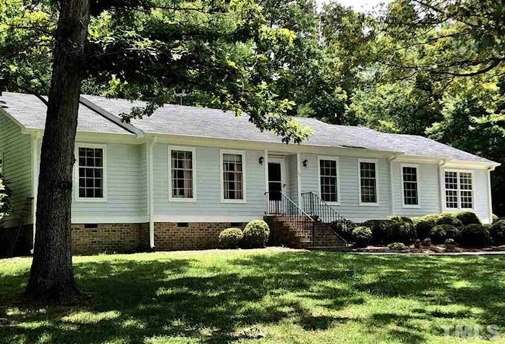 17 Dubarry Court Durham, NC 27705 | MLS 2256500 Photo 1